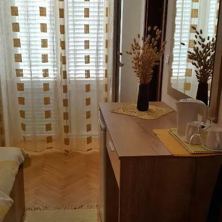 Matusan's Place Pensjonat Banjol